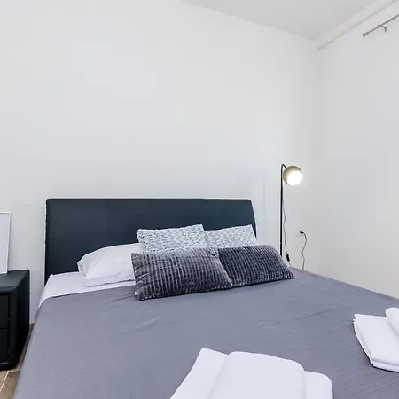 Life Apartment