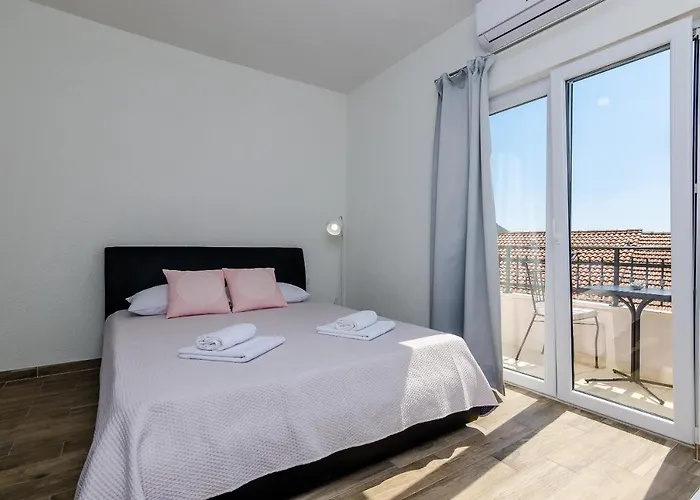 Life アパート ドゥブロブニク