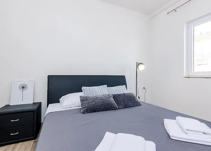 Life Apartment