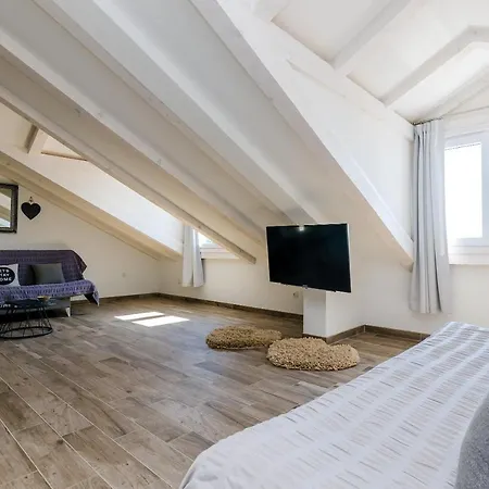 Life Apartman